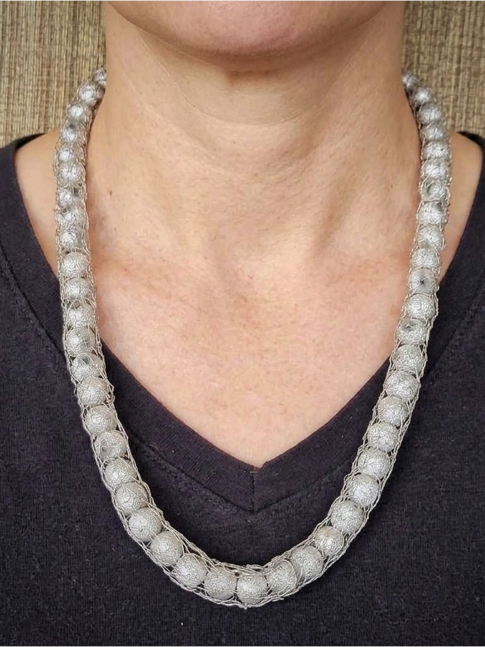 Metal Mesh Silver Textured Threaded Bead Necklace